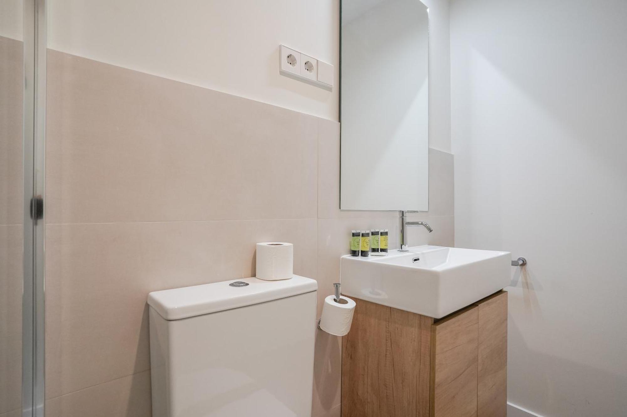 Apartamento Modern Apartment-2bedrooms 2bathrooms-bernabeu Madri