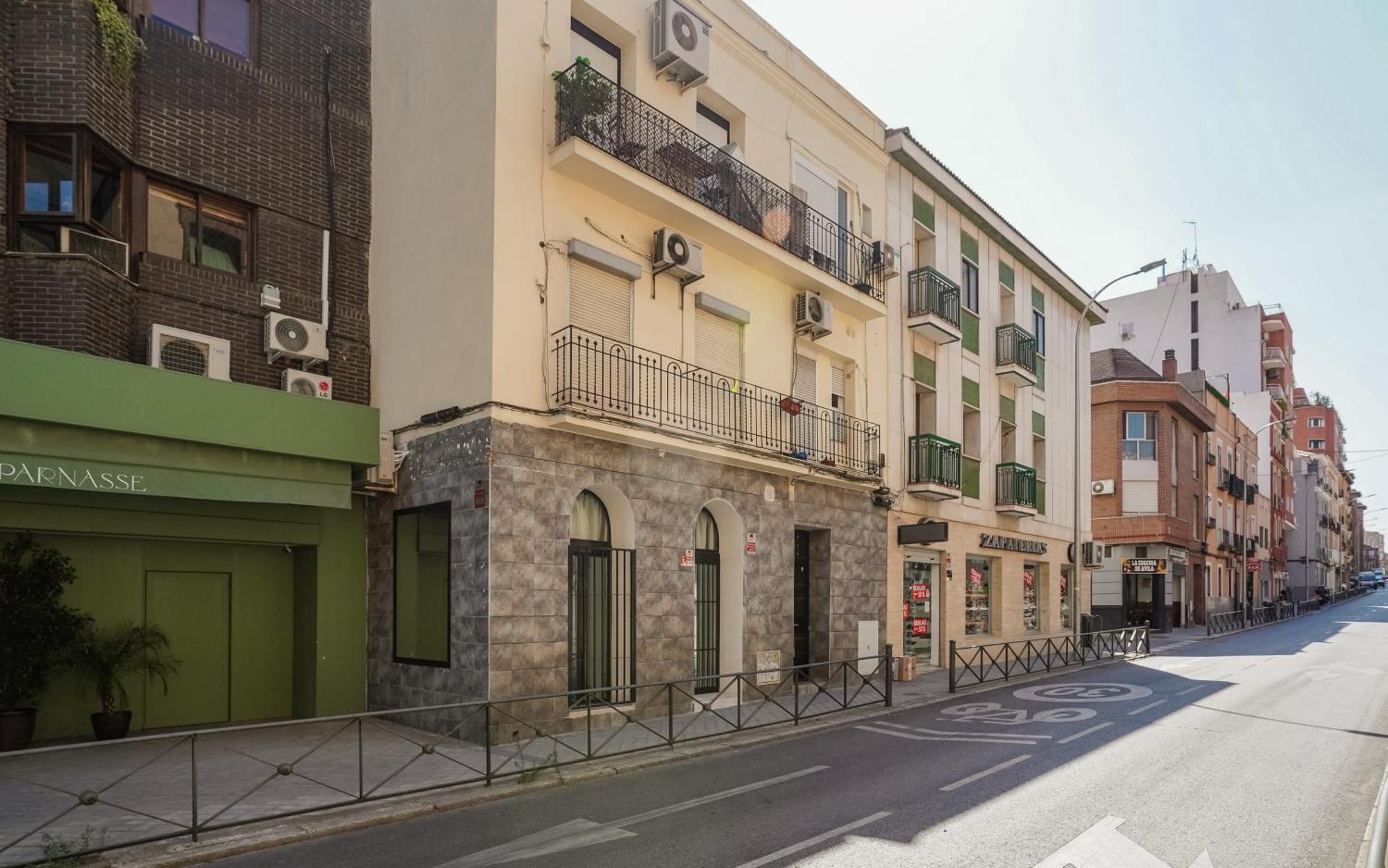 Modern Apartment-2bedrooms 2bathrooms-bernabeu Madri